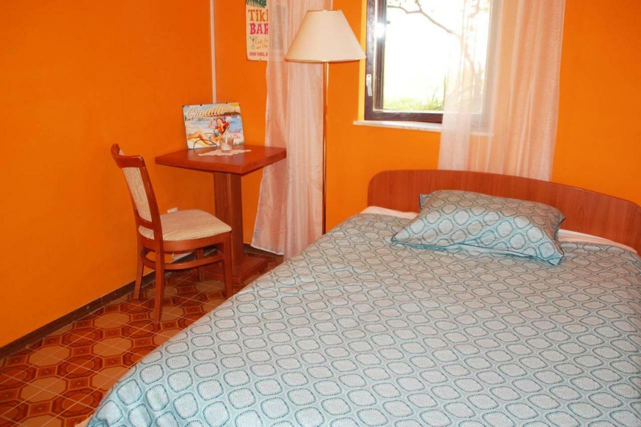 Studio Apartman Ziganto Ičići Exterior foto